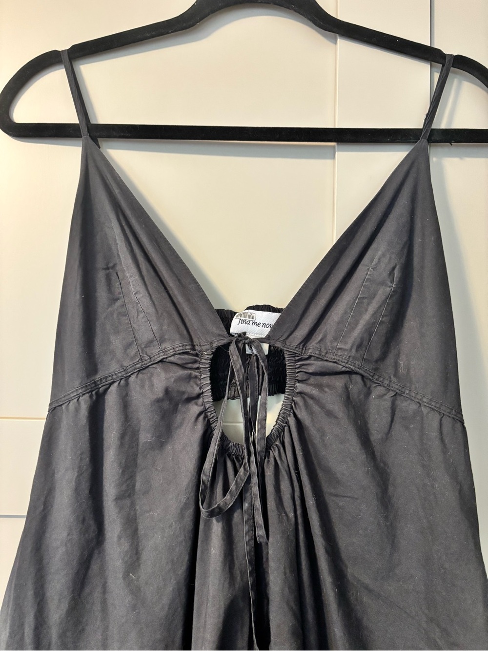 Find Me Now Sonatina black midi dress- Small - Picture 3 of 6